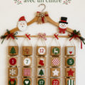 Un calendrier de l'Avent original fabriqué à partir d'un cintre décoré pour Noël