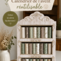 Calendrier de l'avent en scrapbooking fait main avec des décorations colorées